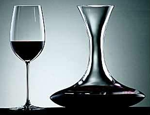 decanter e bicchiere